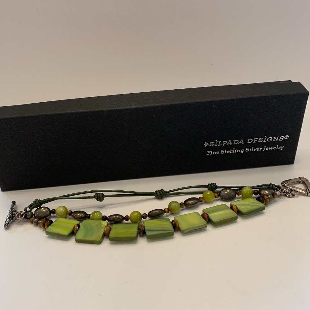 Silpada -- Green Mother-of-pearl Pendant Bracelet